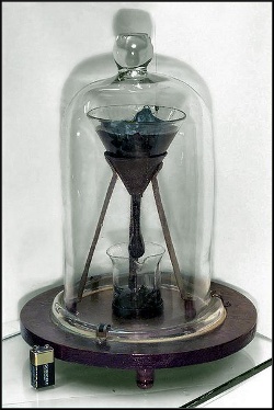 Queensland pitch drop experiment.jpg