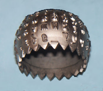 Underscore character on a Selectric type ball.